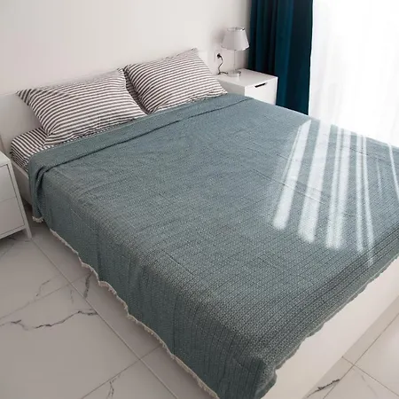Art Life Apartment *